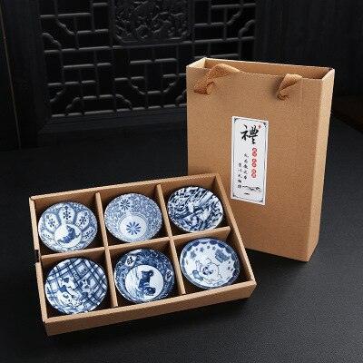 Sophisticated Blue and White Vintage Chinese Porcelain Tea Cup Collection for Puer Tea Lovers - Très Elite