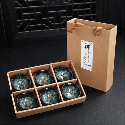 Sophisticated Blue and White Vintage Chinese Porcelain Tea Cup Collection for Puer Tea Lovers - Très Elite