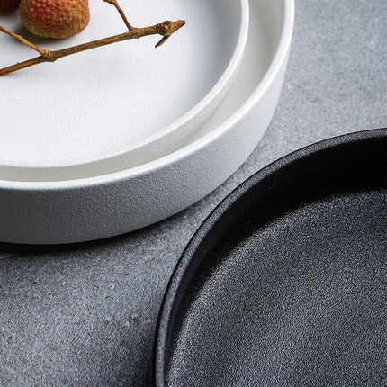 Sophisticated Ceramic Plate Set for Elevated Dining Experiences - Très Elite