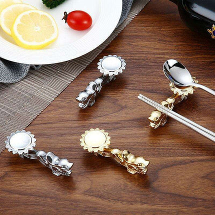 Sophisticated Chopstick Holder Set: Stylish Dining Accessory- Très Elite- Très Elite