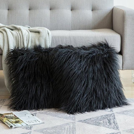 Sophisticated Faux Fur Cushion Cover for Elegant Interior Design - Très Elite