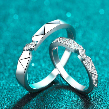 Sophisticated Moissanite Sterling Silver Ring with Rhodium Plating - Très Elite