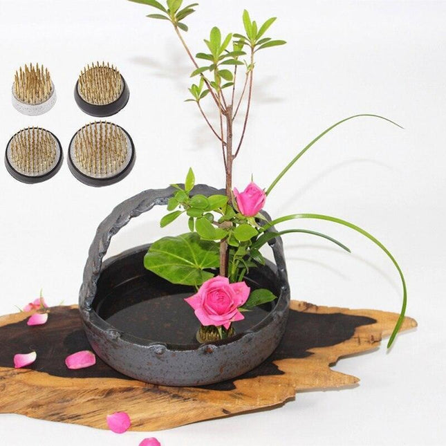 Sophisticated Round Kenzan Flower Frog Set for Exquisite Floral Creations - Très Elite