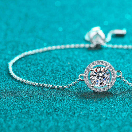 Stunning 1 Carat Moissanite Silver Bracelet for Glamorous Elegance