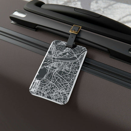 Stylish Acrylic Travel Tag for the Fashion-Forward Explorer - Très Elite