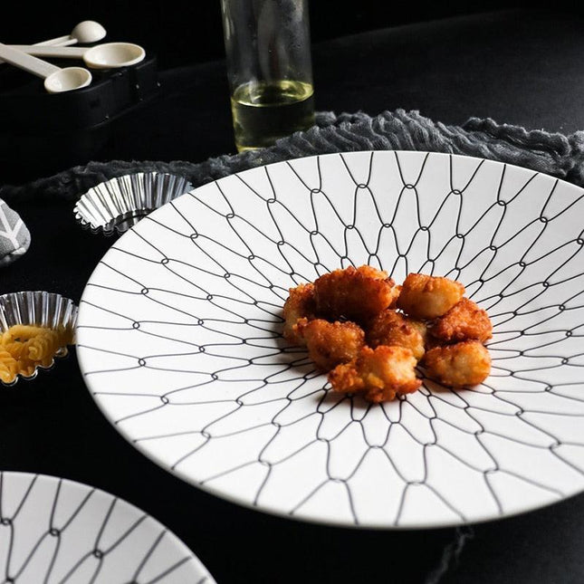 Stylish Black Geometric Dinner Plates - Luxe Dining Essentials for Exquisite Meals