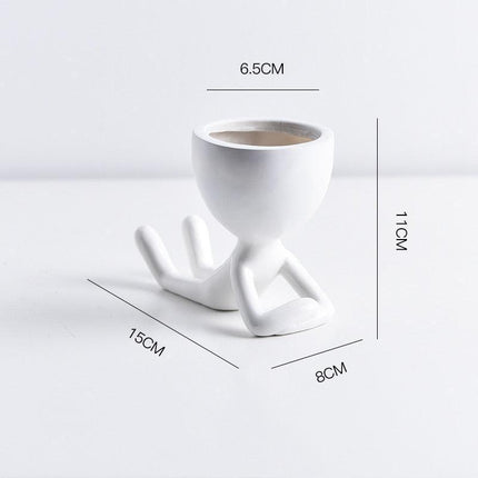 Stylish Nordic White Resin Mini Hanging Planters for Modern Home Decor - Très Elite