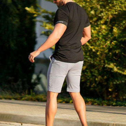 Stylish Plus Size Plaid Skinny Shorts for Men: Comfort Meets Trend - Très Elite