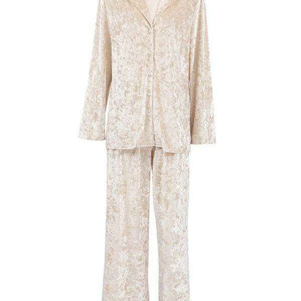 Sumptuous Velvet Lounge Set with Cozy Long-Sleeved Top and Pants - Très Elite