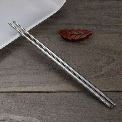 Sushi Delight: Premium Korean Stainless Steel Chopsticks for an Elevated Dining Experience - Très Elite