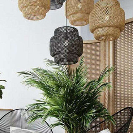Sustainable Bamboo Pendant Light - Chic Chandelier for Modern Home Aesthetics