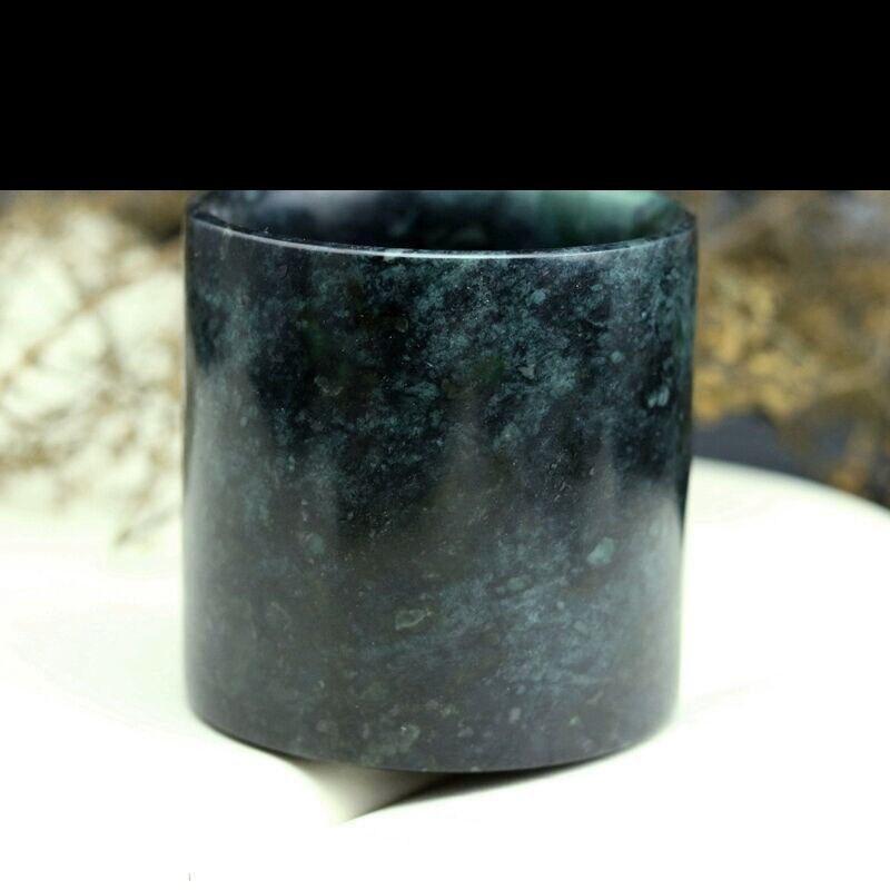 Tibetan Jade Teacup Set: Elevate Your Tea Ceremonies with Authentic Natural Elegance - Très Elite