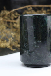 Tibetan Jade Teacup Set: Elevate Your Tea Ceremonies with Authentic Natural Elegance - Très Elite