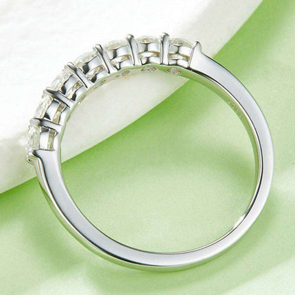 Timeless Beauty Moissanite & Sterling Silver Commitment Ring - Très Elite