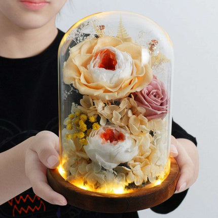 Timeless Blossom - Captivating Rose Preserved in Glass Dome - Très Elite