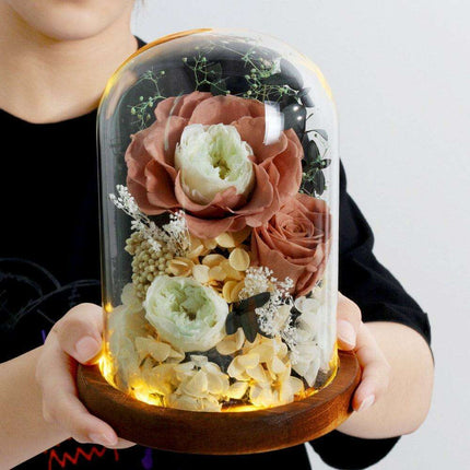 Timeless Blossom - Captivating Rose Preserved in Glass Dome - Très Elite