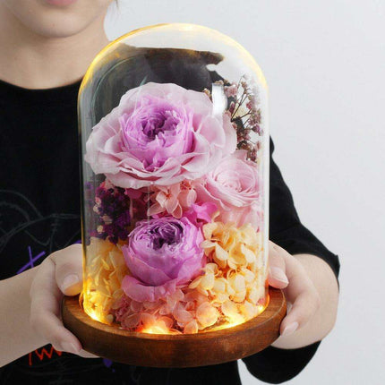 Timeless Blossom - Captivating Rose Preserved in Glass Dome - Très Elite