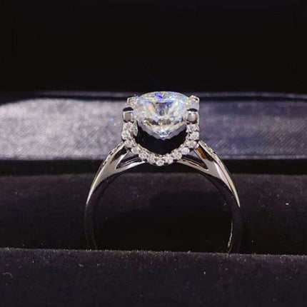 Timeless Elegance: 2 Carat Moissanite & Zircon Sterling Silver Ring