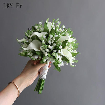 Timeless Elegance: Calla Lily and Lily of the Valley Bridal Bouquet - Très Elite
