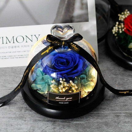 Timeless Elegance: Illuminated Red Roses in Glass Dome - Très Elite