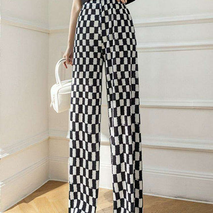 Trendy Black Checkerboard Wide-Leg Trousers for Petite Women in Korean Street Style