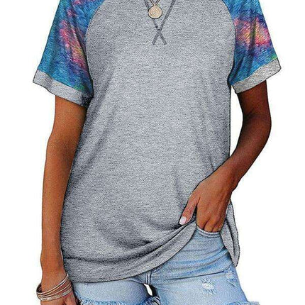 Trendy Camo: Casual and Comfortable Women's Tee