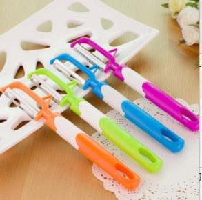 Versatile Stainless Steel 3-in-1 Peeling, Slicing, and Grating Tool for Effortless Meal Prep - Très Elite