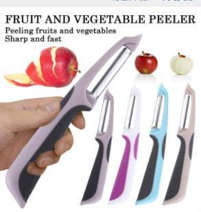 Versatile Stainless Steel 3-in-1 Peeling, Slicing, and Grating Tool for Effortless Meal Prep - Très Elite