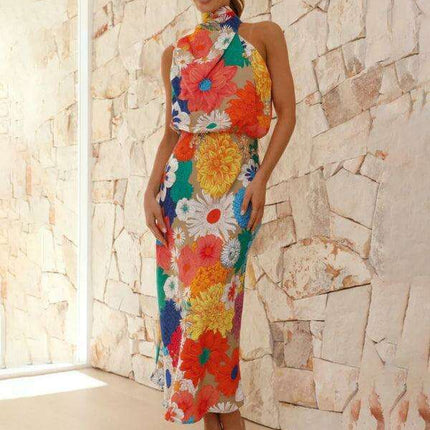 Vibrant Floral Halter Neck Dress - Essential Summer Fashion for Women - Très Elite