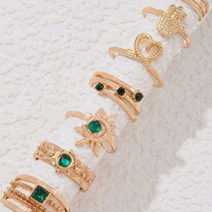 Vibrant Heart Diamond Love Palm Ring Collection with Retro Flair for Effortless Confidence - Très Elite