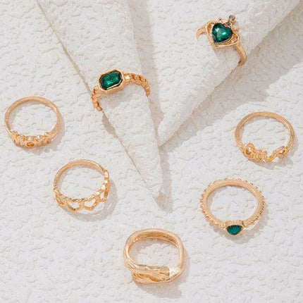 Vibrant Heart Diamond Love Palm Ring Collection with Retro Flair for Effortless Confidence - Très Elite