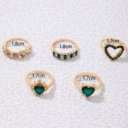 Vibrant Heart Diamond Love Palm Ring Collection with Retro Flair for Effortless Confidence - Très Elite