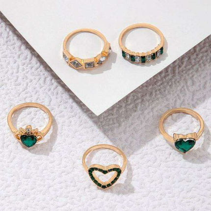 Vibrant Heart Diamond Love Palm Ring Collection with Retro Flair for Effortless Confidence - Très Elite