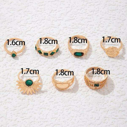 Vibrant Heart Diamond Love Palm Ring Collection with Retro Flair for Effortless Confidence - Très Elite