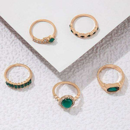 Vibrant Heart Diamond Love Palm Ring Collection with Retro Flair for Effortless Confidence - Très Elite