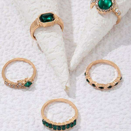 Vibrant Heart Diamond Love Palm Ring Collection with Retro Flair for Effortless Confidence - Très Elite