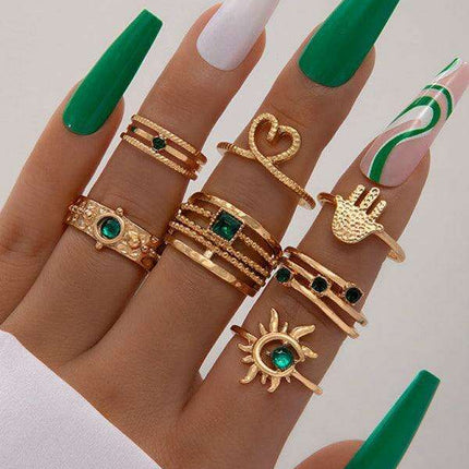 Vibrant Heart Diamond Love Palm Ring Collection with Retro Flair for Effortless Confidence