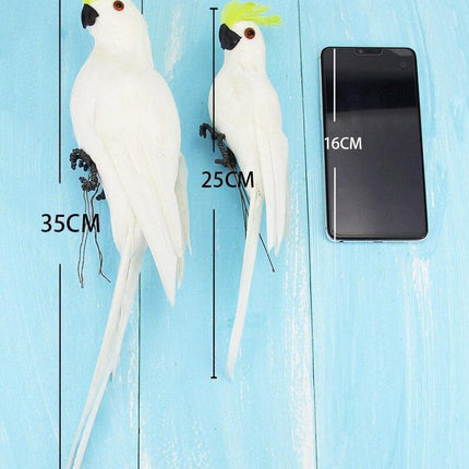 Vibrant Tropical Parrot Garden Sculpture - Realistic Outdoor Bird Decor - Très Elite
