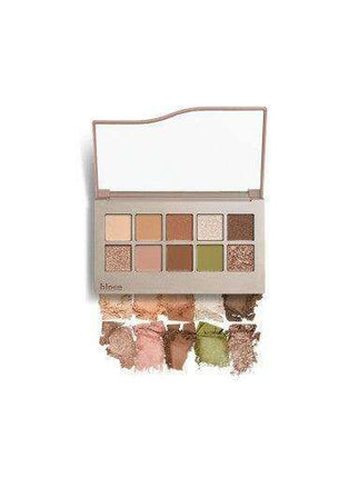 Vibrant Vision Eyeshadow Palette: Unlock Your Artistic Eye Makeup Masterpieces - Très Elite
