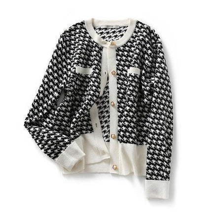 Vintage Charm Houndstooth Knit Crop Sweater for Autumn Fashion - Très Elite
