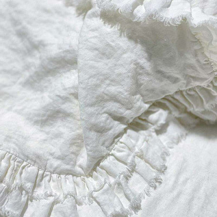 Vintage French Linen Ruffled Pillow Shams - Luxurious Timeless Charm for Your Bedroom - Très Elite