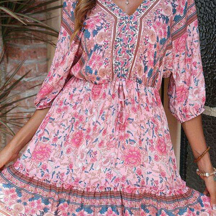 Vintage-Inspired Pink Long Sleeve Dress - Essential Fashion for Women - Très Elite