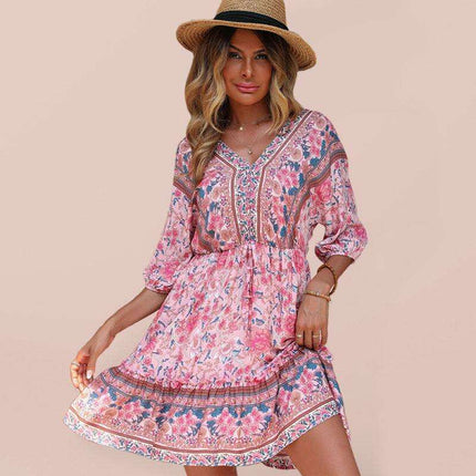 Vintage-Inspired Pink Long Sleeve Dress - Essential Fashion for Women - Très Elite
