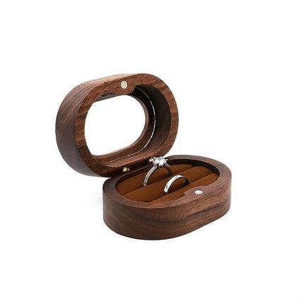 Vintage-Inspired Travel Jewelry Box with Ring Holder - Elegant Storage for Special Occasions - Très Elite
