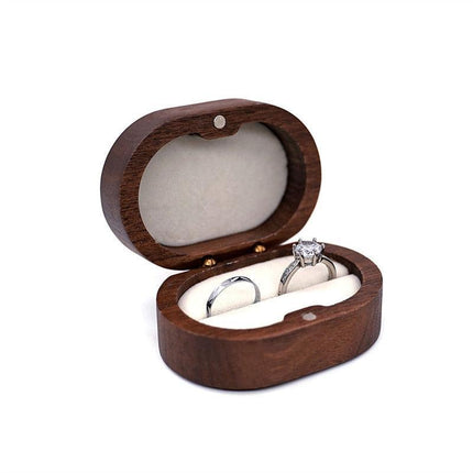 Vintage-Inspired Travel Jewelry Box with Ring Holder - Elegant Storage for Special Occasions - Très Elite