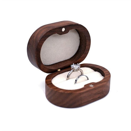 Vintage-Inspired Travel Jewelry Box with Ring Holder - Elegant Storage for Special Occasions - Très Elite