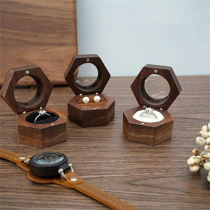 Vintage-Inspired Travel Jewelry Box with Ring Holder - Elegant Storage for Special Occasions - Très Elite