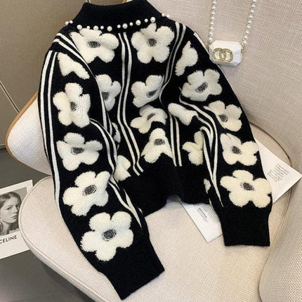 Vintage Pearl-Embellished Knit Pullover - Chic Autumn Sweater for Women - Très Elite