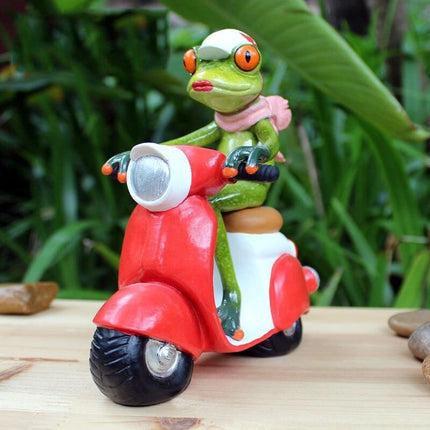 Whimsical Green Frog Resin Desk Ornament - Enchanting Home Decor - Très Elite