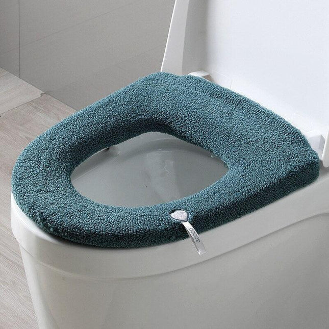 Winter Haven Plush Toilet Seat Cover with Easy-Clean Handle
